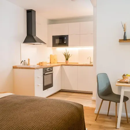 Modernes Direkt Am *